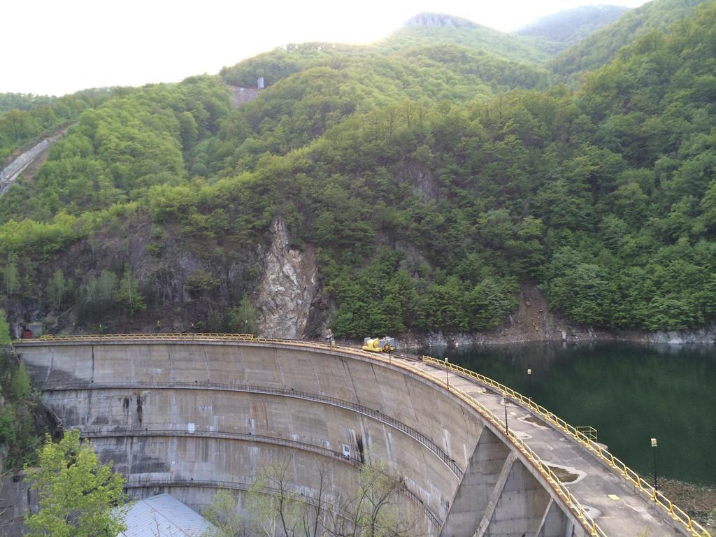 فندق Pensiunea Floare De Colt Băile Herculane المظهر الخارجي الصورة